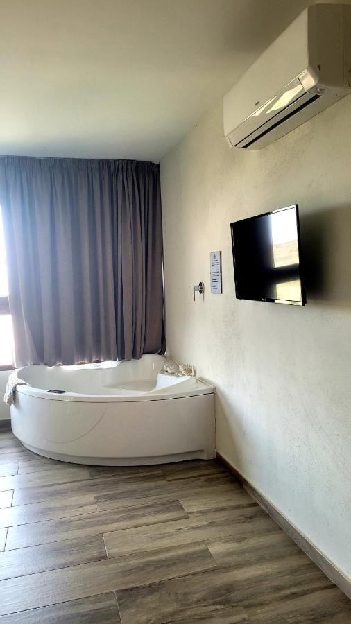Casas Rurales Maribel - Complejo Moradas Del Cerro 1 - Suites Con Jacuzzi En Alcala Del Jucar Casas del Cerro Екстериор снимка