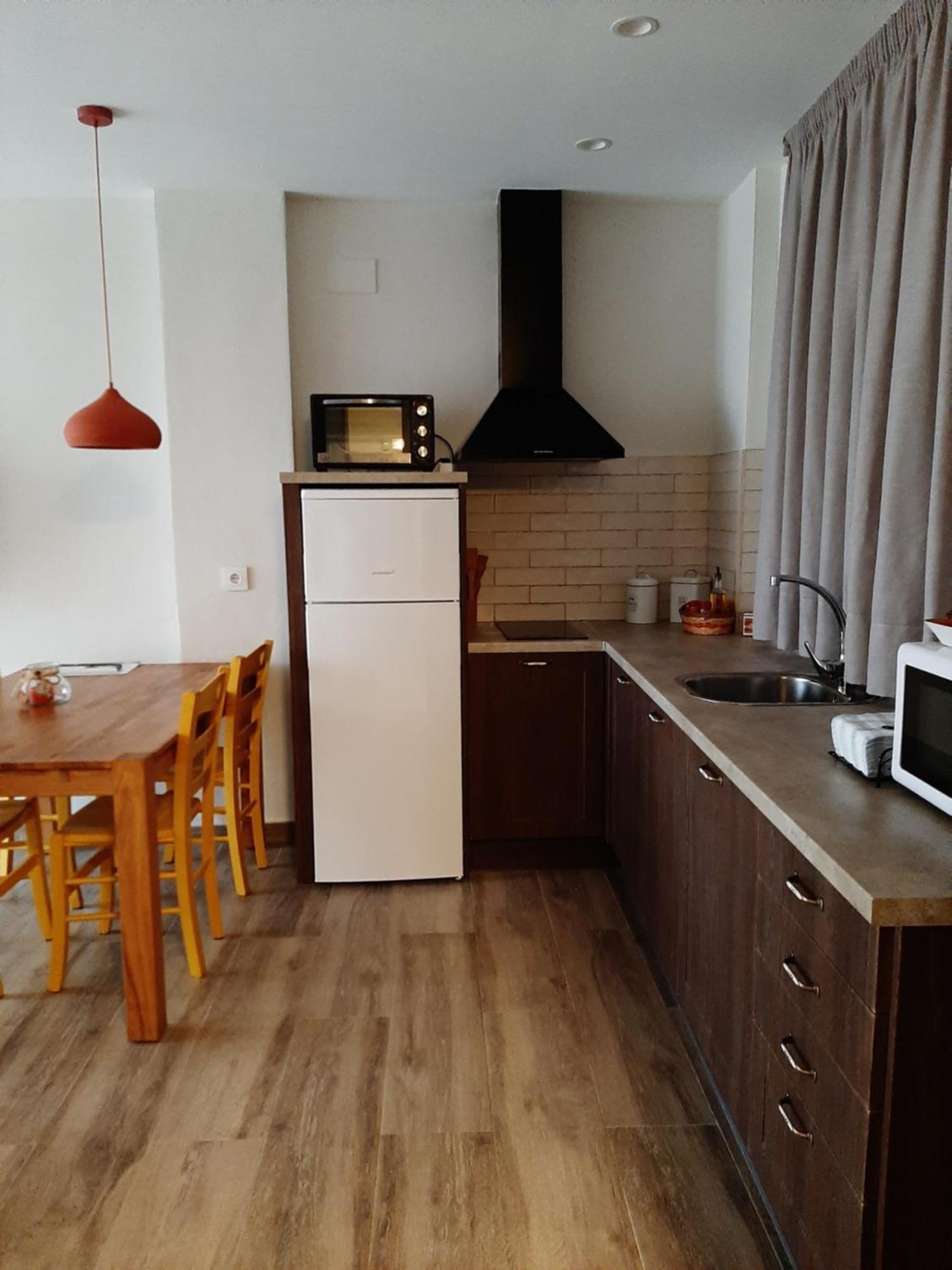 Casas Rurales Maribel - Complejo Moradas Del Cerro 1 - Suites Con Jacuzzi En Alcala Del Jucar Casas del Cerro Стая снимка